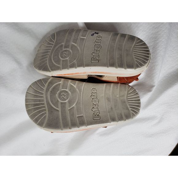 Naturino sandals, Toddler size US 6 /EU 22 - Picture 6 of 8